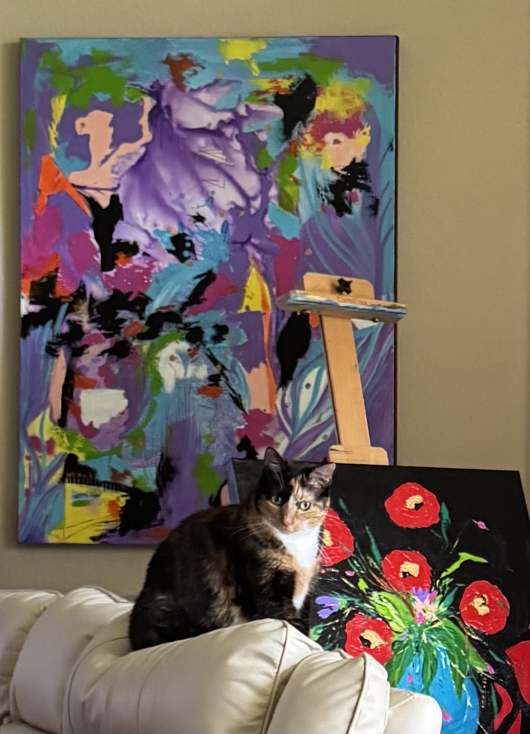 Violeta Militaru at her easel